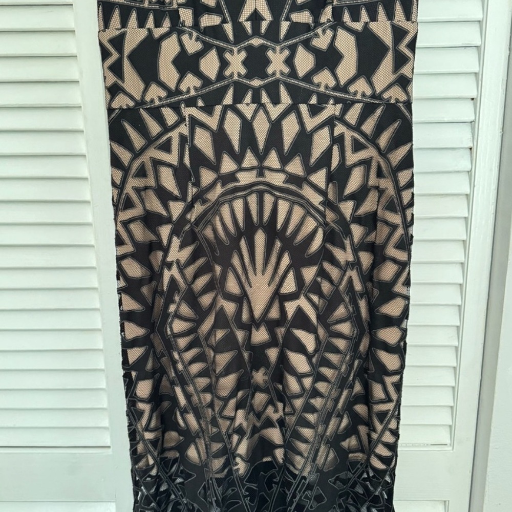 BCBGMAXAZRIA Maranda Burnout Black Lace
Dress Gown Fit Flare Size 0 - Picture 8 of 13